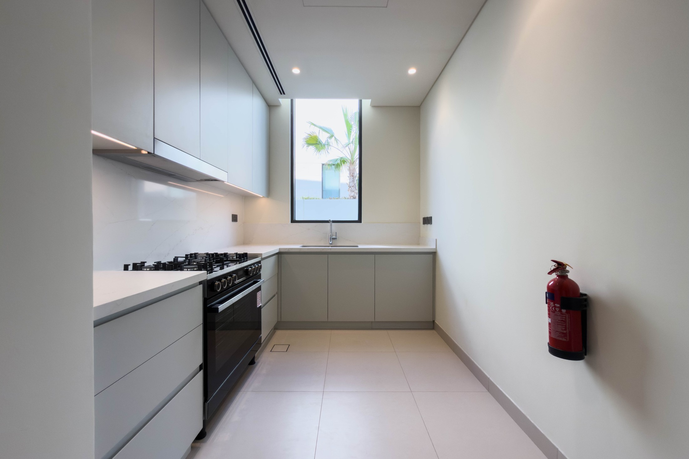 Address Hillcrest five-bedroom park-facing villa — property photograph 8